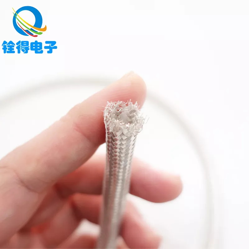 பின்னப்பட்ட செப்புக் குழாய் தொழில்துறை பயன்பாடுகளுக்கு நம்பகமான தீர்வாக அமைகிறது